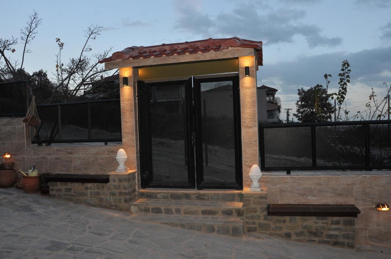 شقة Dominique Meteora House كالامباكا المظهر الخارجي الصورة